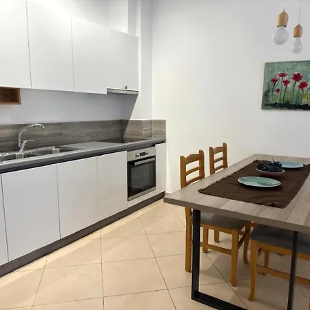 Apartment Golden Park Tirana