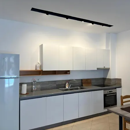 Apartment Golden Park Tirana